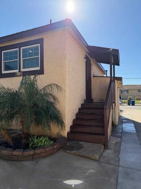 176 Bethune Way #1 - Photo 5 of 30