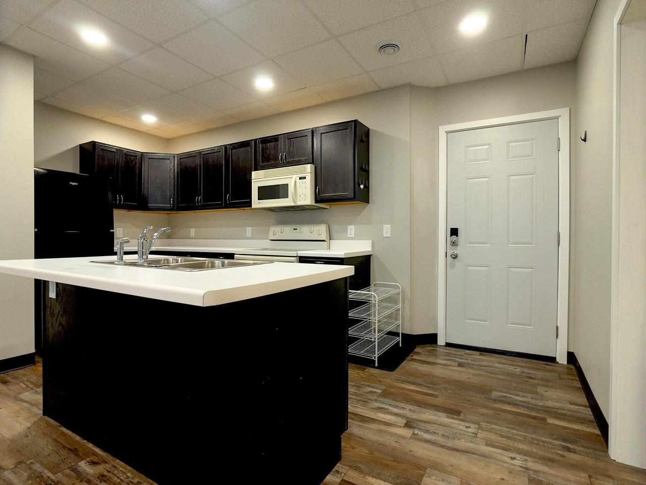 101 N Mill St #B - Photo 2 of 9