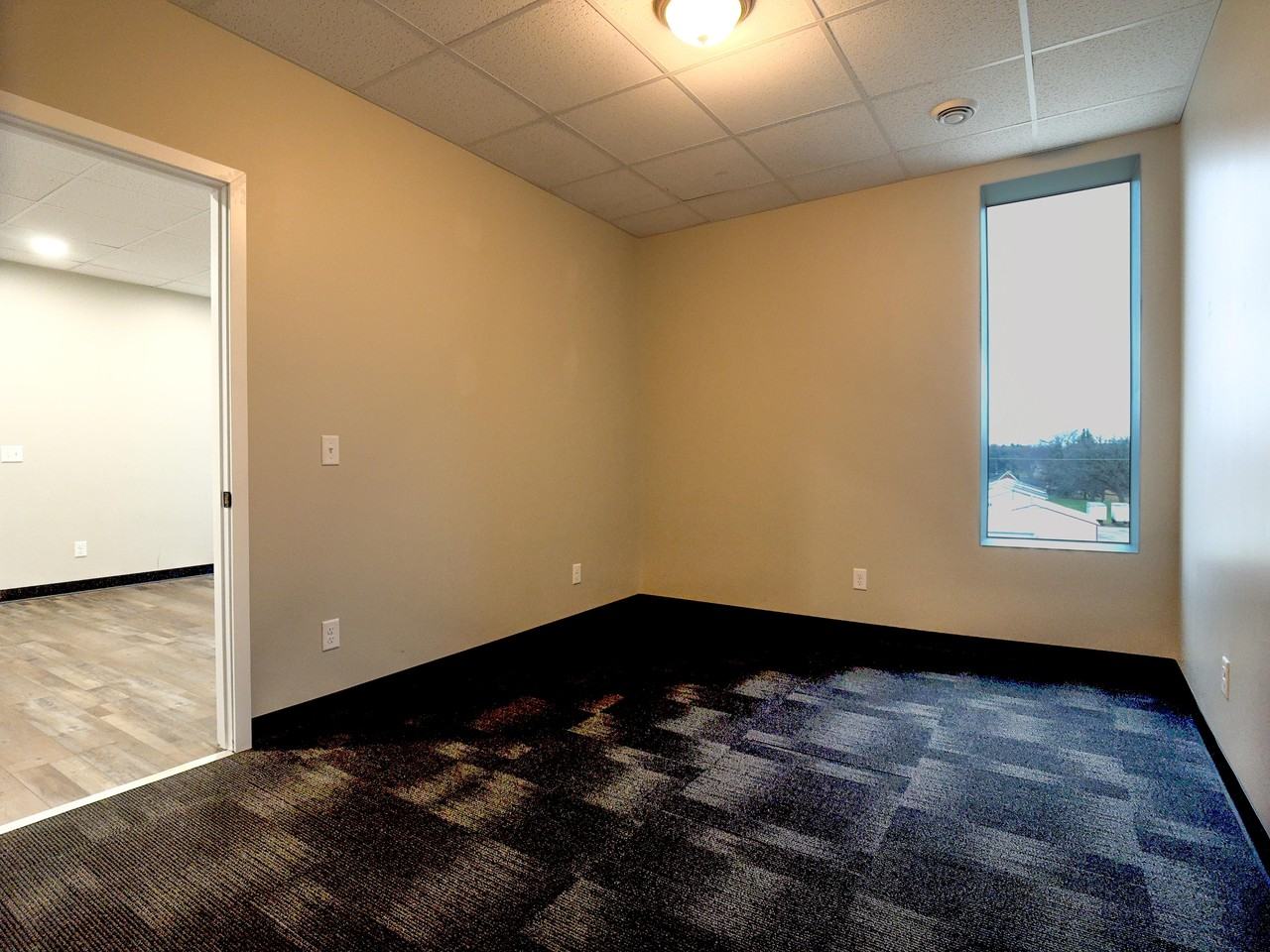 101 N Mill St #B - Photo 5 of 9