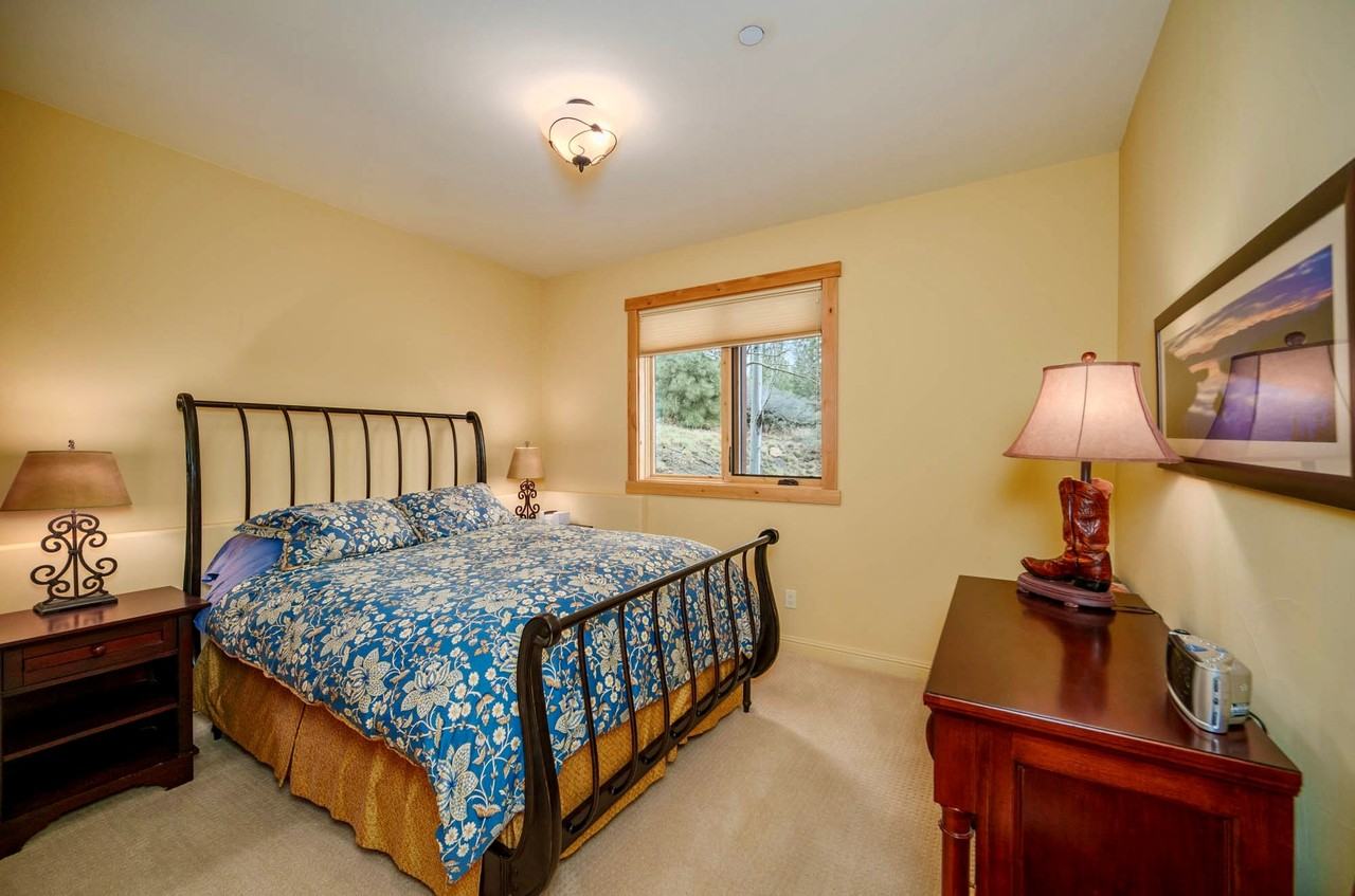 985 Forest Mountain Drive #1 - Photo 7 of 13