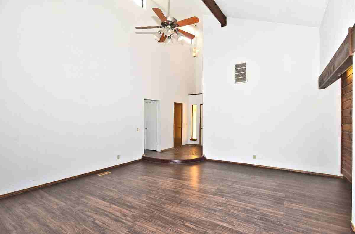 2208 W Memphis St #1 - Photo 4 of 25