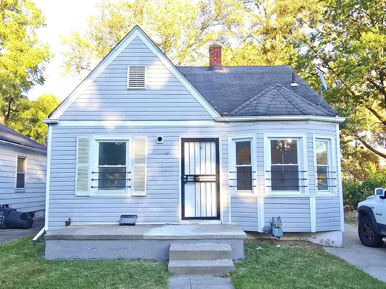 16740 Stahelin Ave #1 - Photo 6 of 20