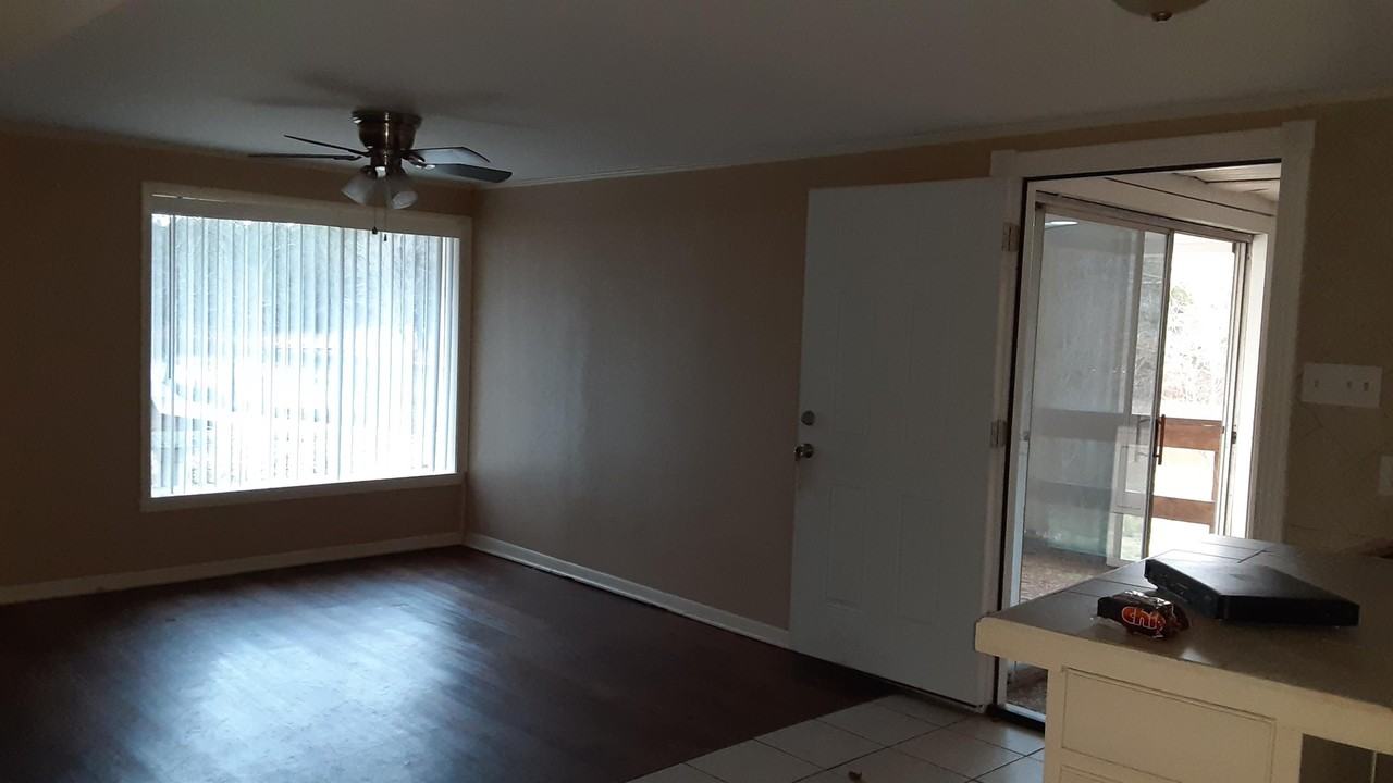 14094 State Highway 155 South #B