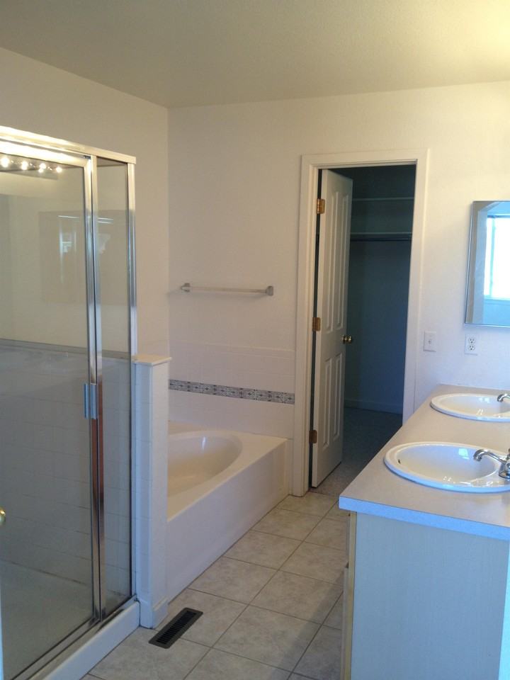 3628 Oakwood Drive #1 - Photo 3 of 5