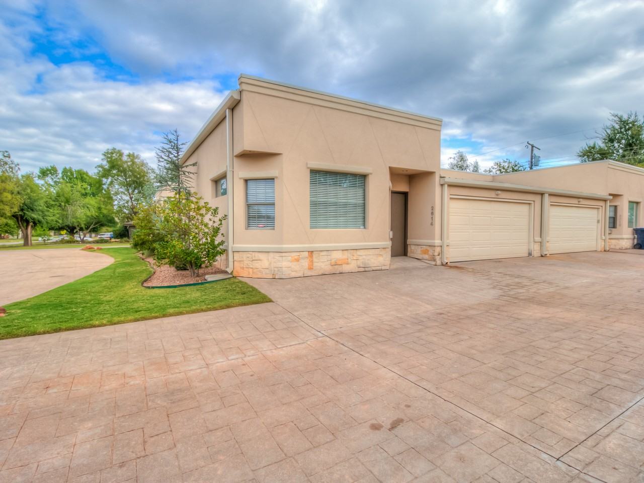 2614 Northwest 50th Street #2614 - Photo 7 of 31