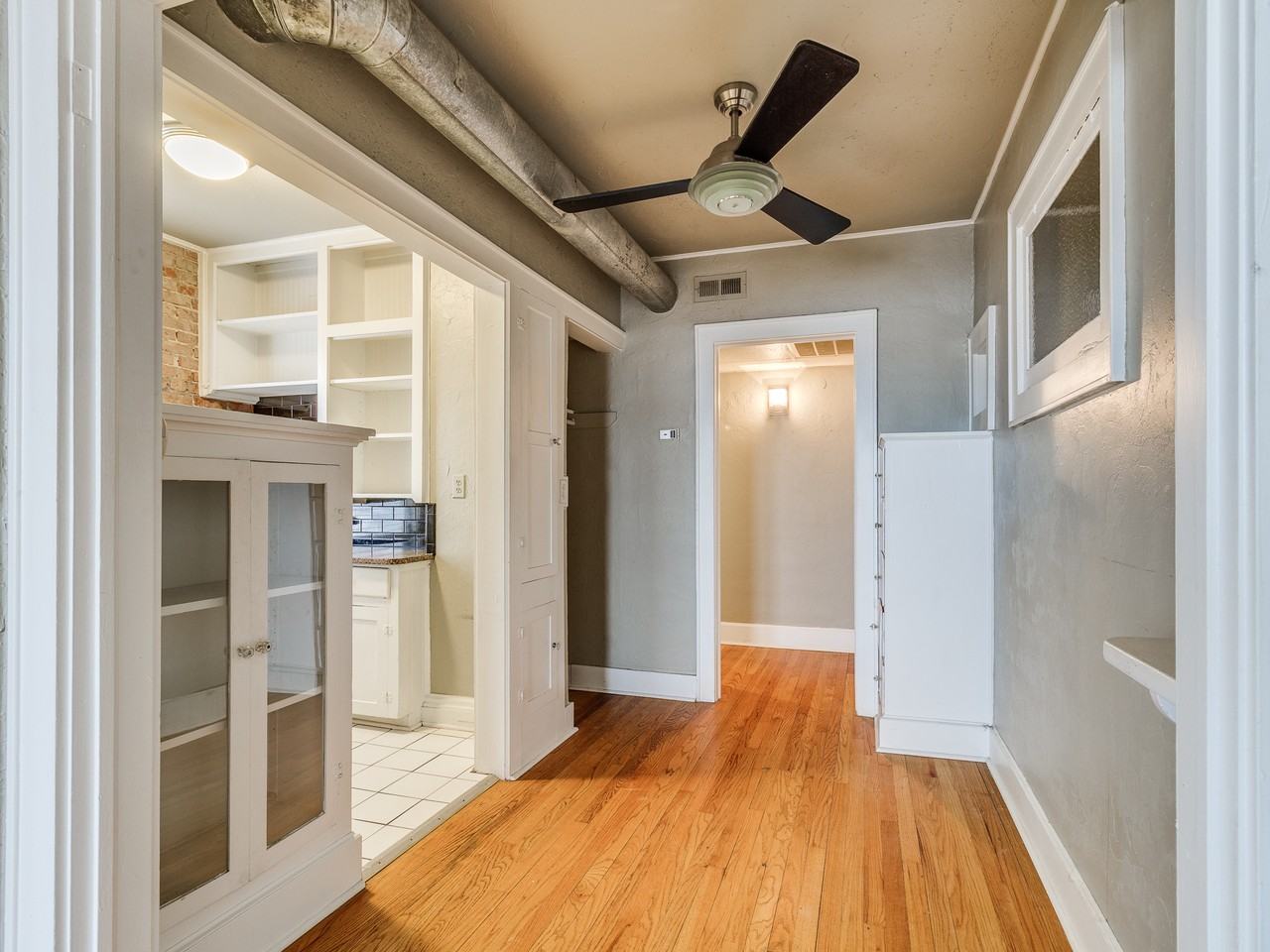 429 429 N.W. 11th StreetUnit 09 #09 - Photo 4 of 16