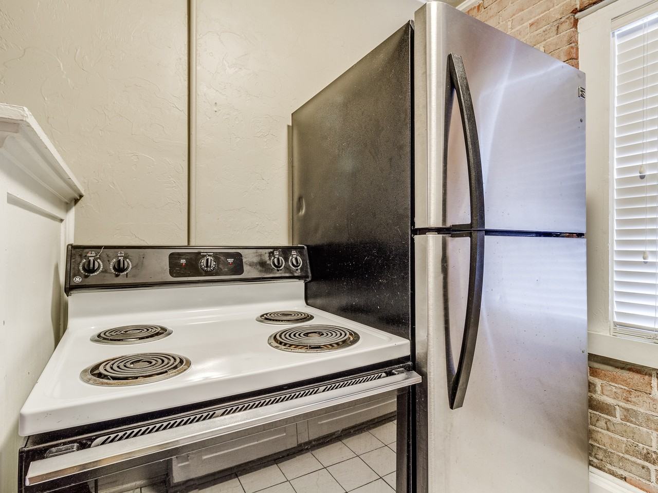 429 429 N.W. 11th StreetUnit 09 #09 - Photo 7 of 16
