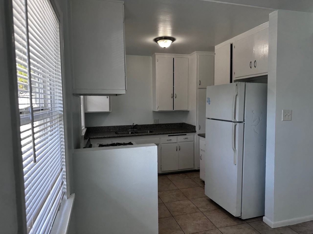 1353 1/2 Anaheim St #1353-1-2 - Photo 6 of 18