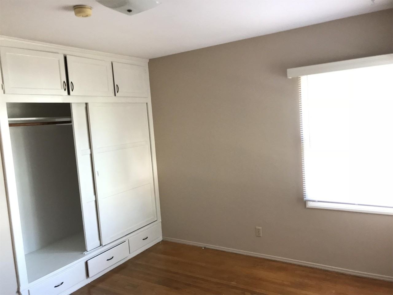 431 West 13th Street #433 - Photo 6 of 9