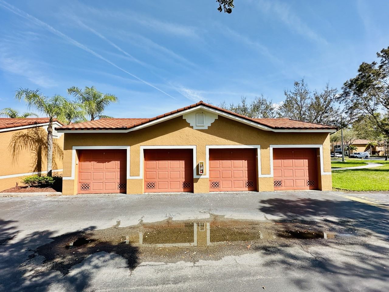 1820 Florida Club Cir #2210 - Photo 4 of 47
