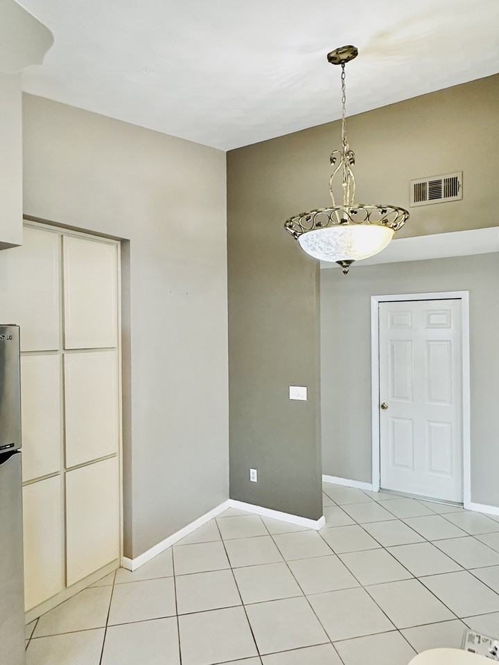 840 104th Avenue North #1 - Photo 7 of 28