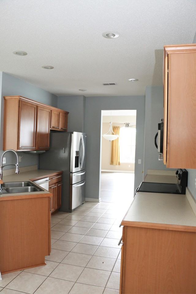 10 Bushwood Drive #1 - Photo 6 of 15