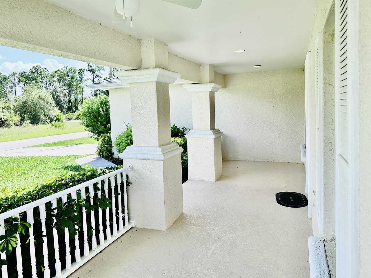 1067 Butler St E #1 - Photo 4 of 25