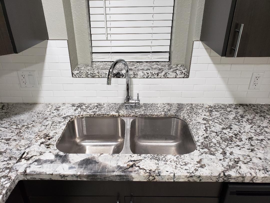 18927 Lawrence Road - Photo 3 of 21