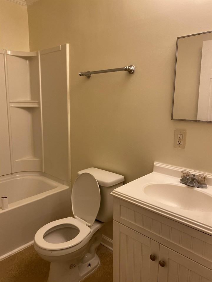 1673 Audrey Place #1 - Photo 7 of 19