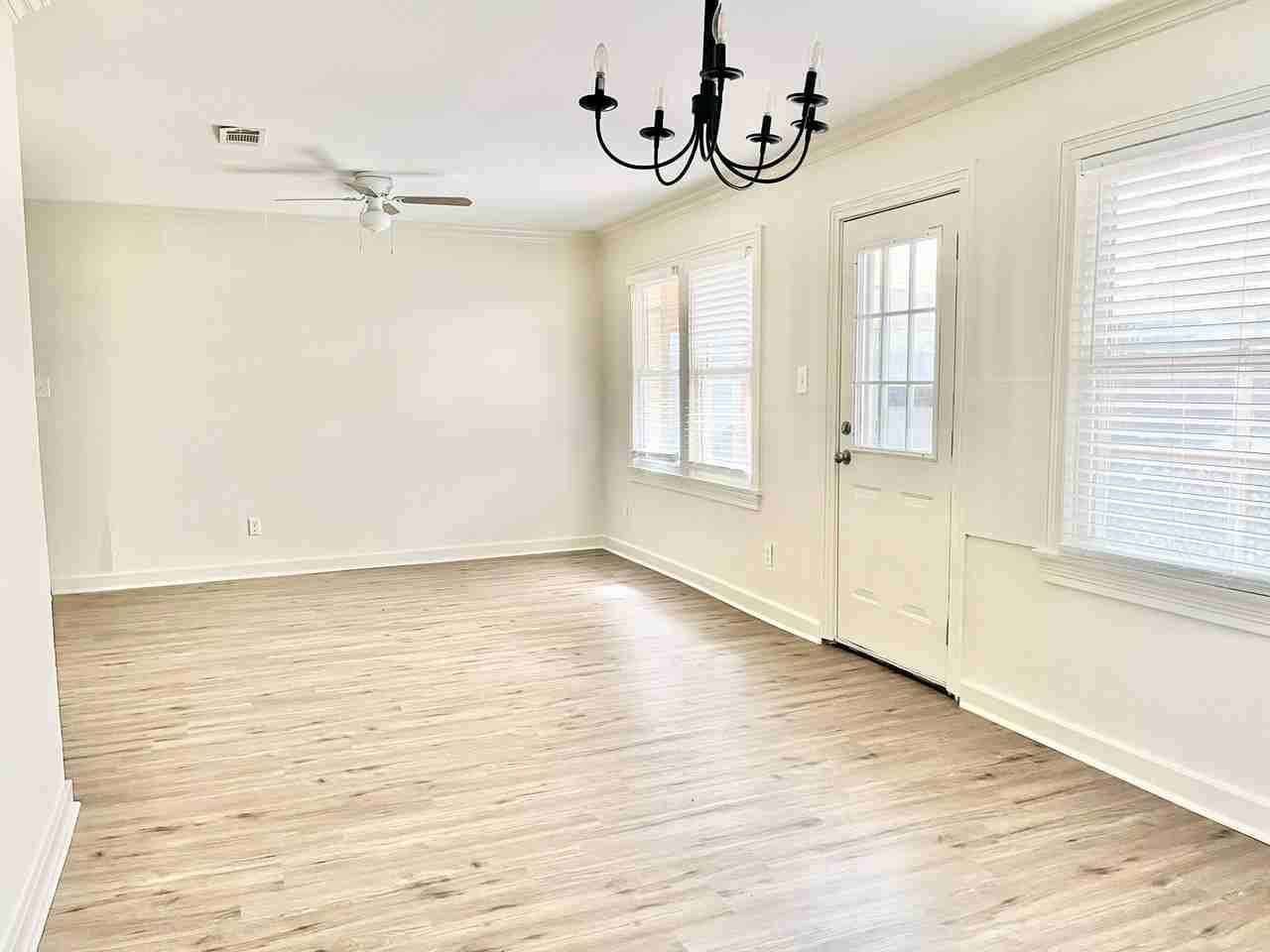 512 Broadmoor Ave #1 - Photo 3 of 15