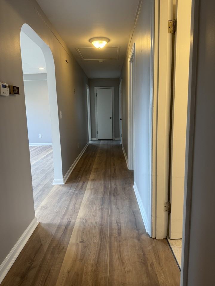 9515 Railroad Ave #1 - Photo 2 of 15