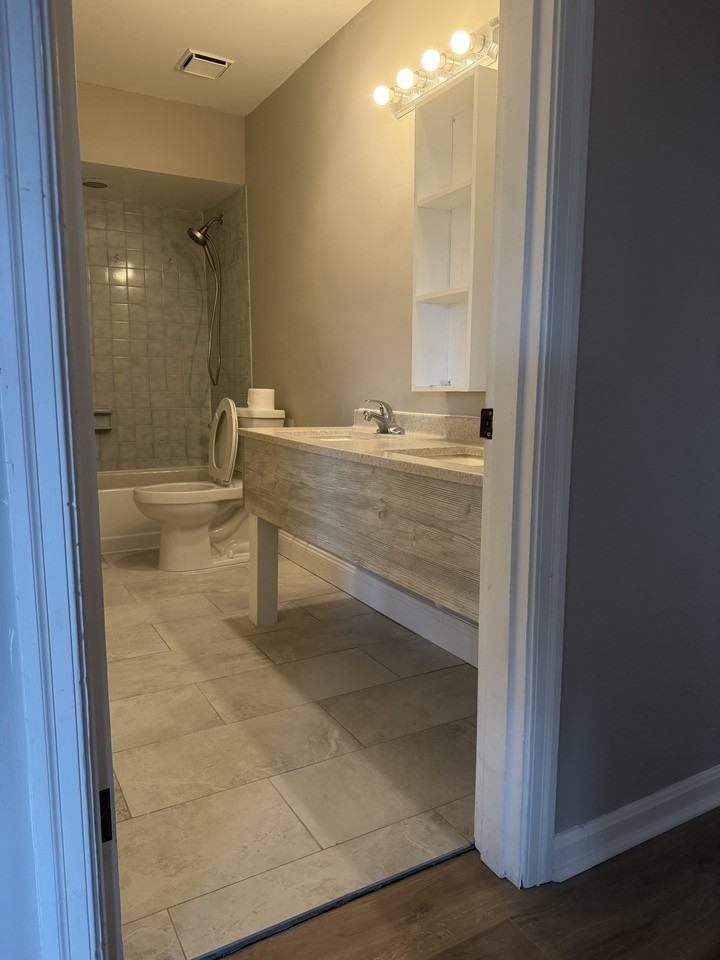 9515 Railroad Ave #1 - Photo 5 of 15