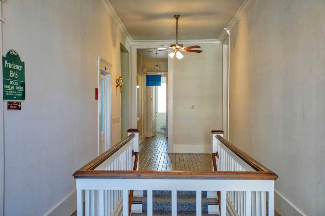 102 East Alamo Street #E - Photo 6 of 16