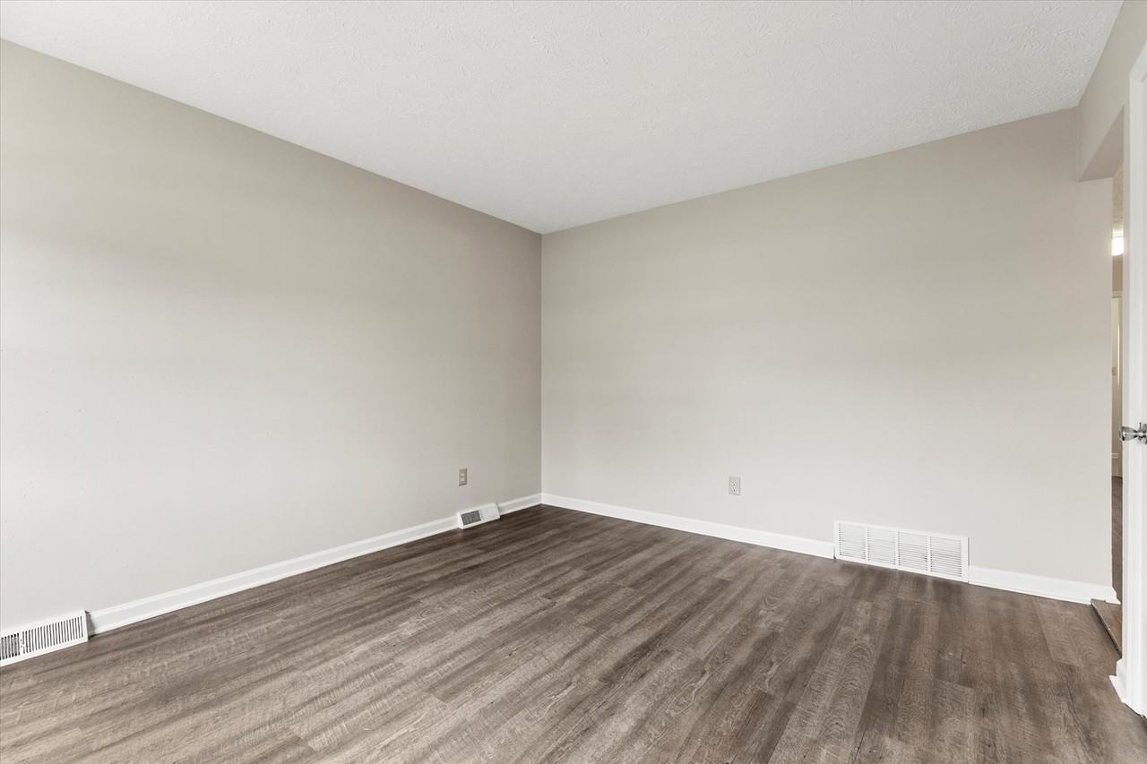 3215 Aqueduct Drive #1 - Photo 3 of 18