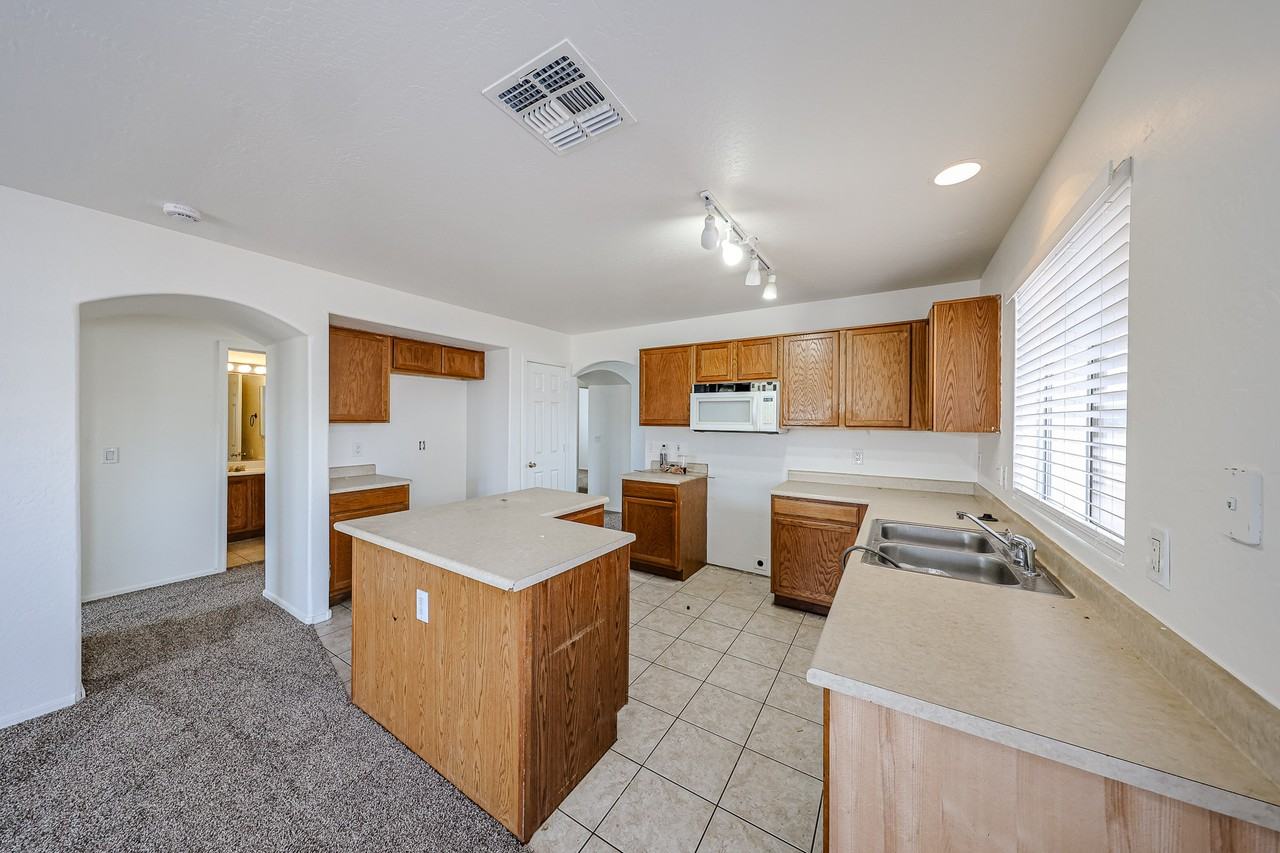 11498 W Shaw Butte Dr #1 - Photo 5 of 24