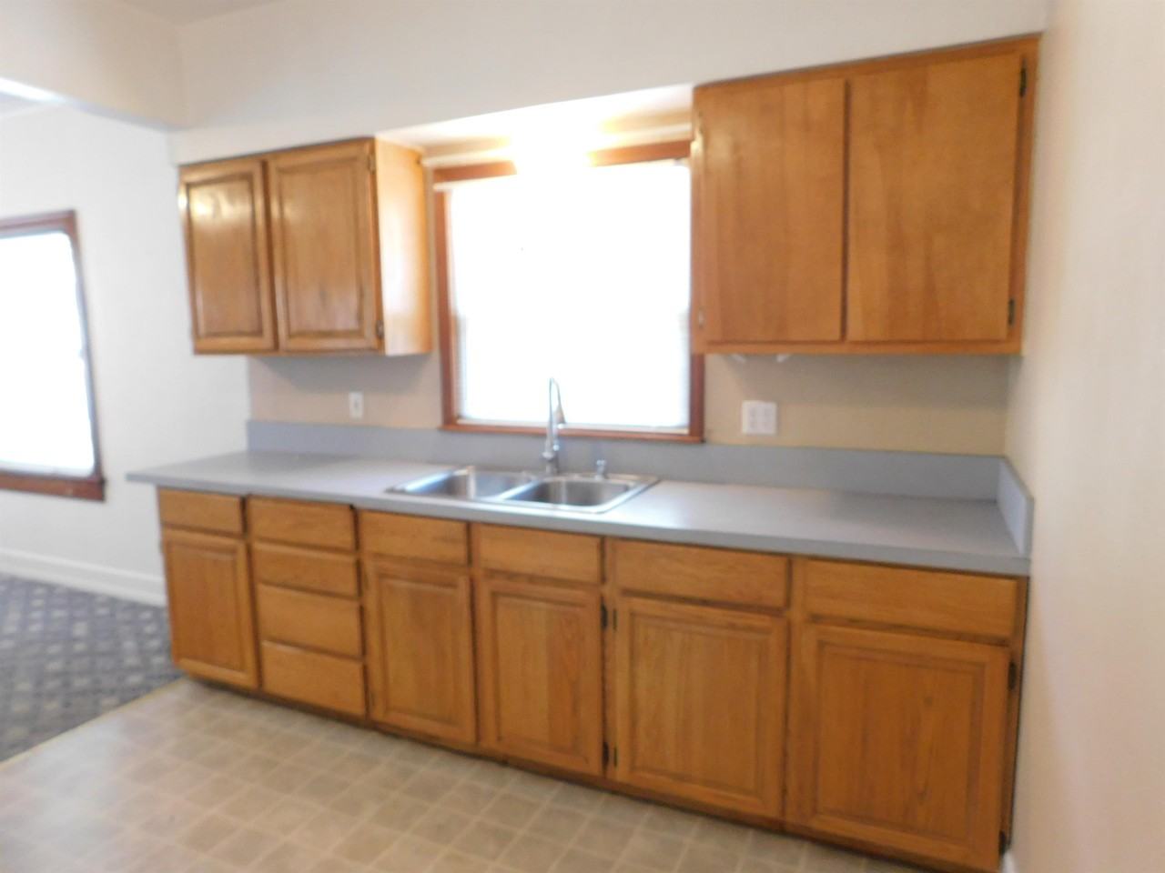 103 West 2nd Street #1 - Photo 6 of 19