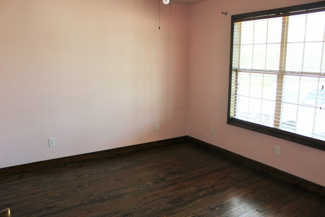 1004 East Main Street #1 - Photo 5 of 8