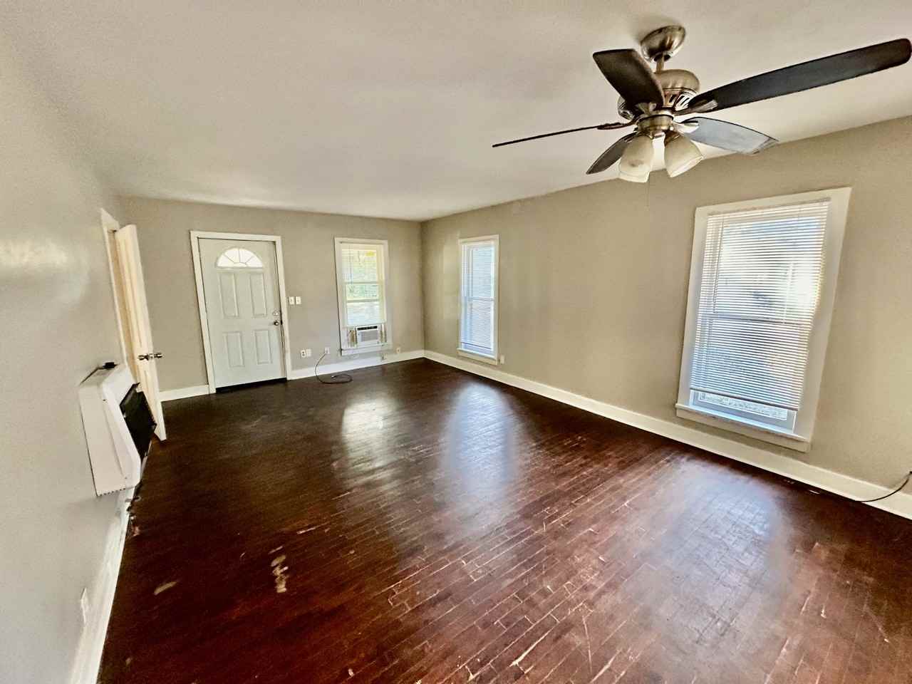 303 North Maple Street #1 - Photo 3 of 10