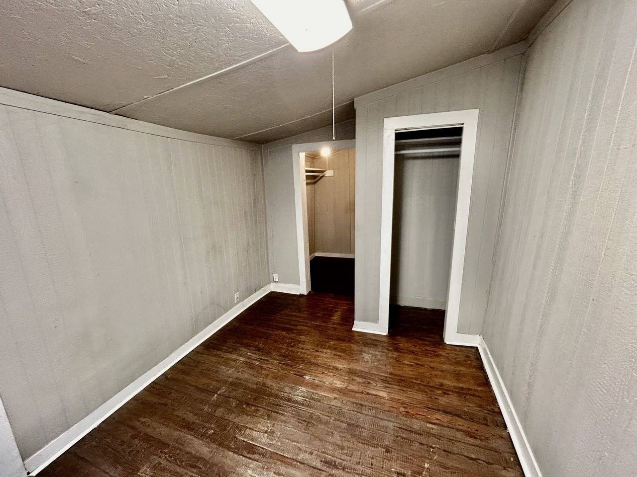 303 North Maple Street #1 - Photo 6 of 10