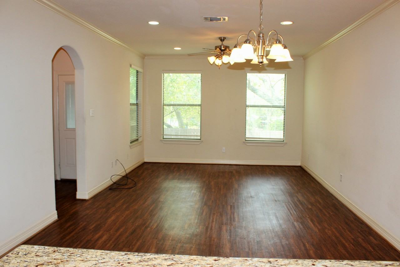 212 South Tesch Street #1 - Photo 3 of 20