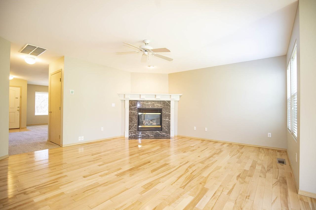 34604 Se Cranberry Ct #1 - Photo 4 of 32