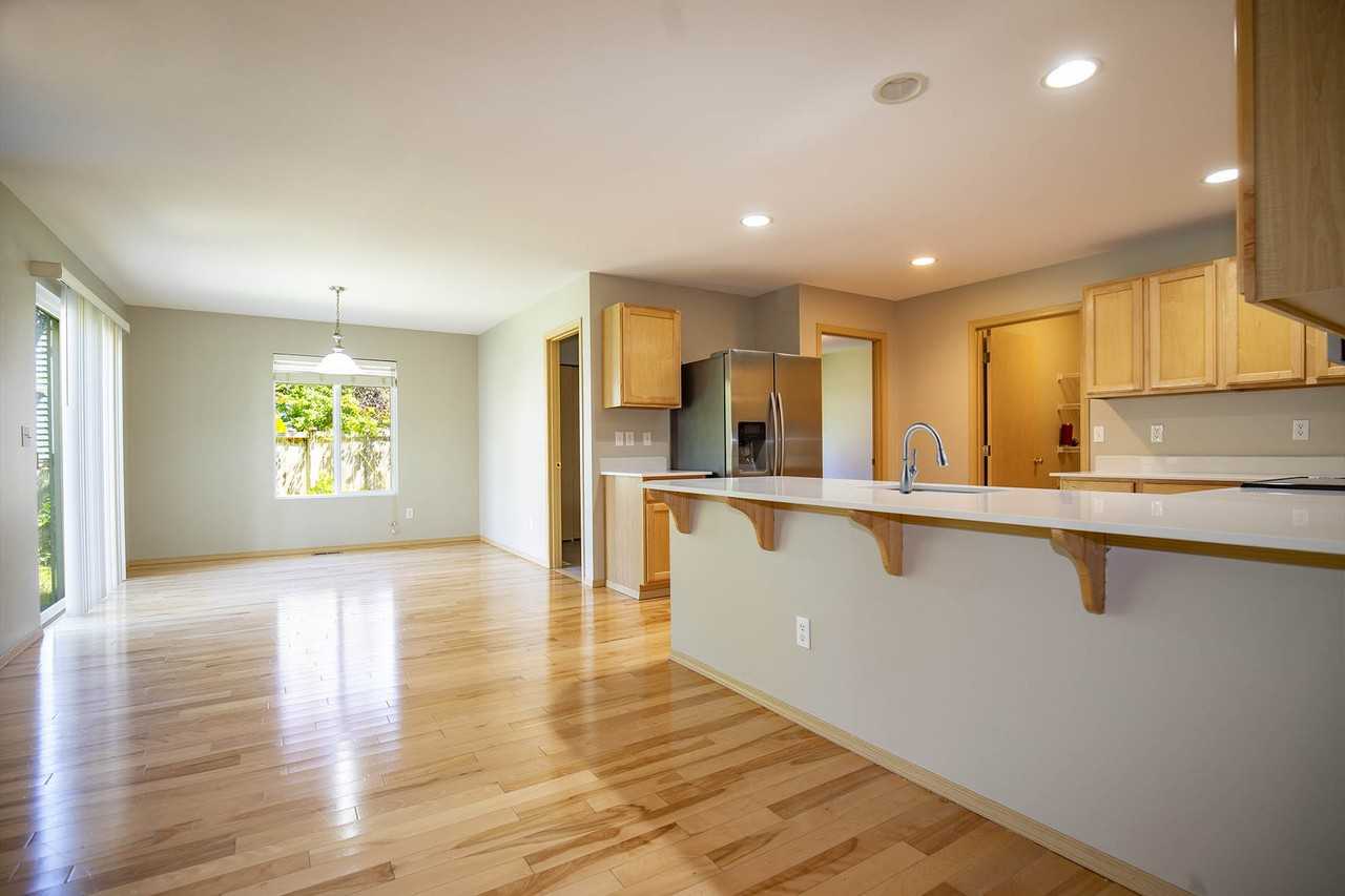 34604 Se Cranberry Ct #1 - Photo 5 of 32