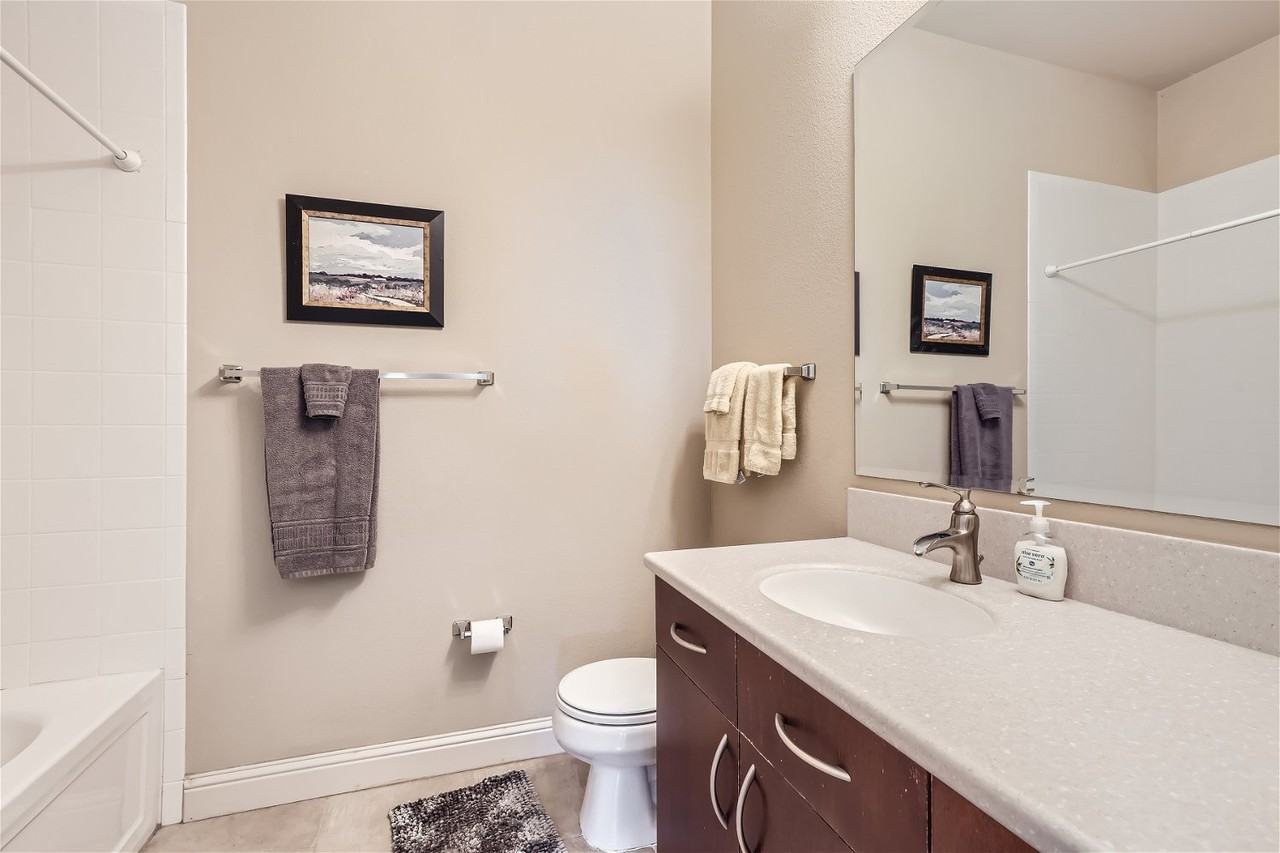 5401 5401 South Park Terrace Avenue - 301 B #301B - Photo 4 of 21