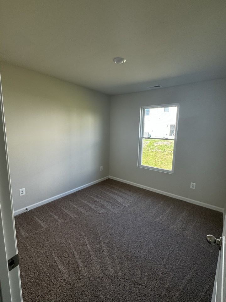 33 Paddington Street #1 - Photo 7 of 22