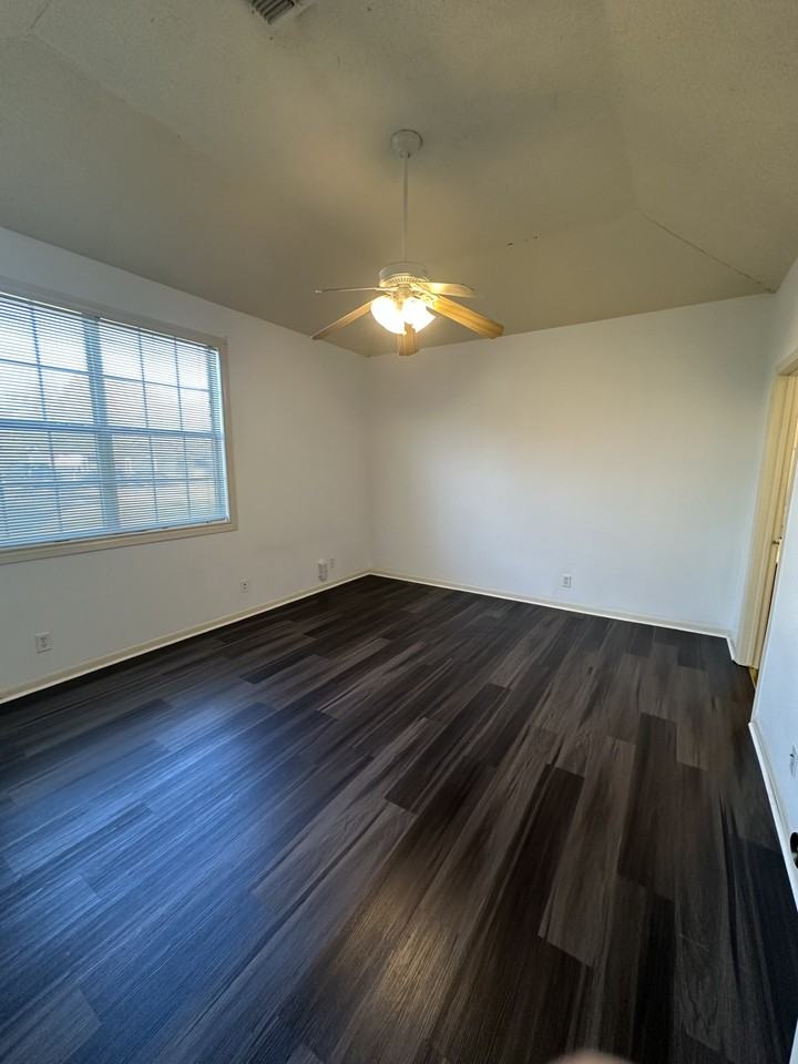 604 East Main Street #1 - Photo 7 of 26