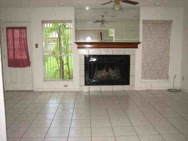 2919 Great Lakes Avenue - Photo 3 of 12