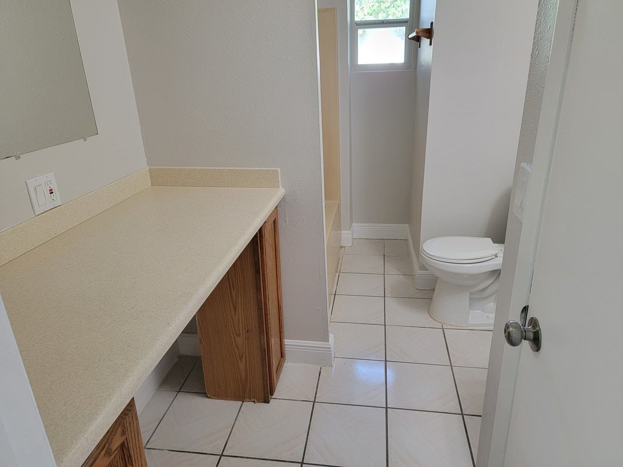 Linda Avenue #1 - Photo 5 of 10