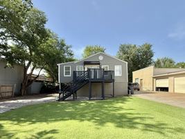 featured image of 2604 Nw 50th St #1