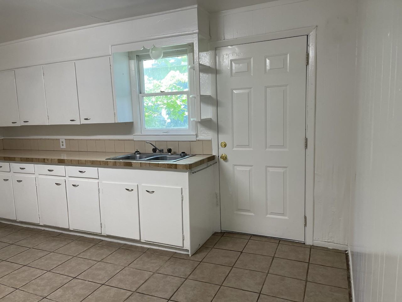 403 West 13th Street #1 - Photo 6 of 15