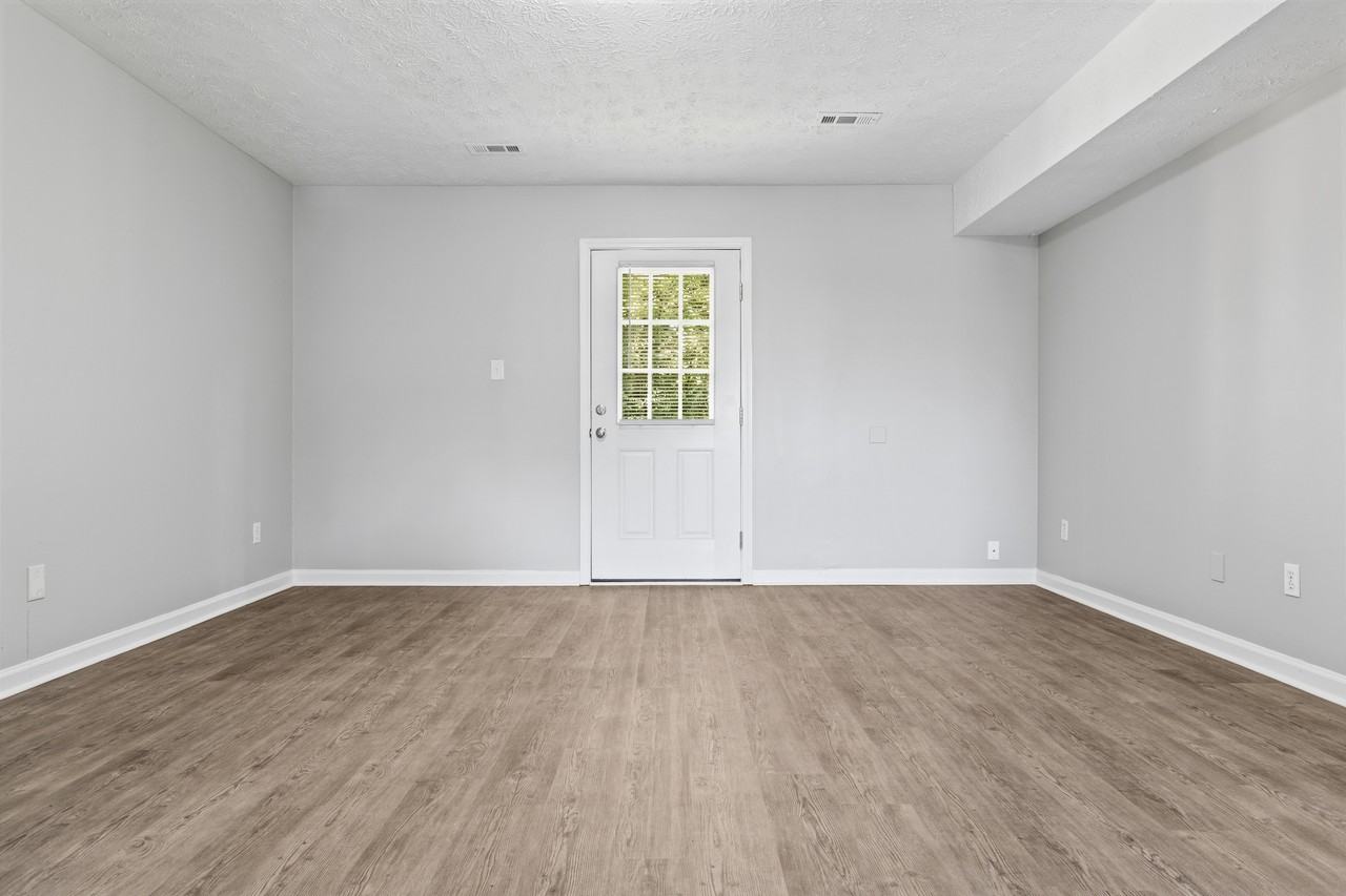 1649 Foxhaven Court #1 - Photo 5 of 26