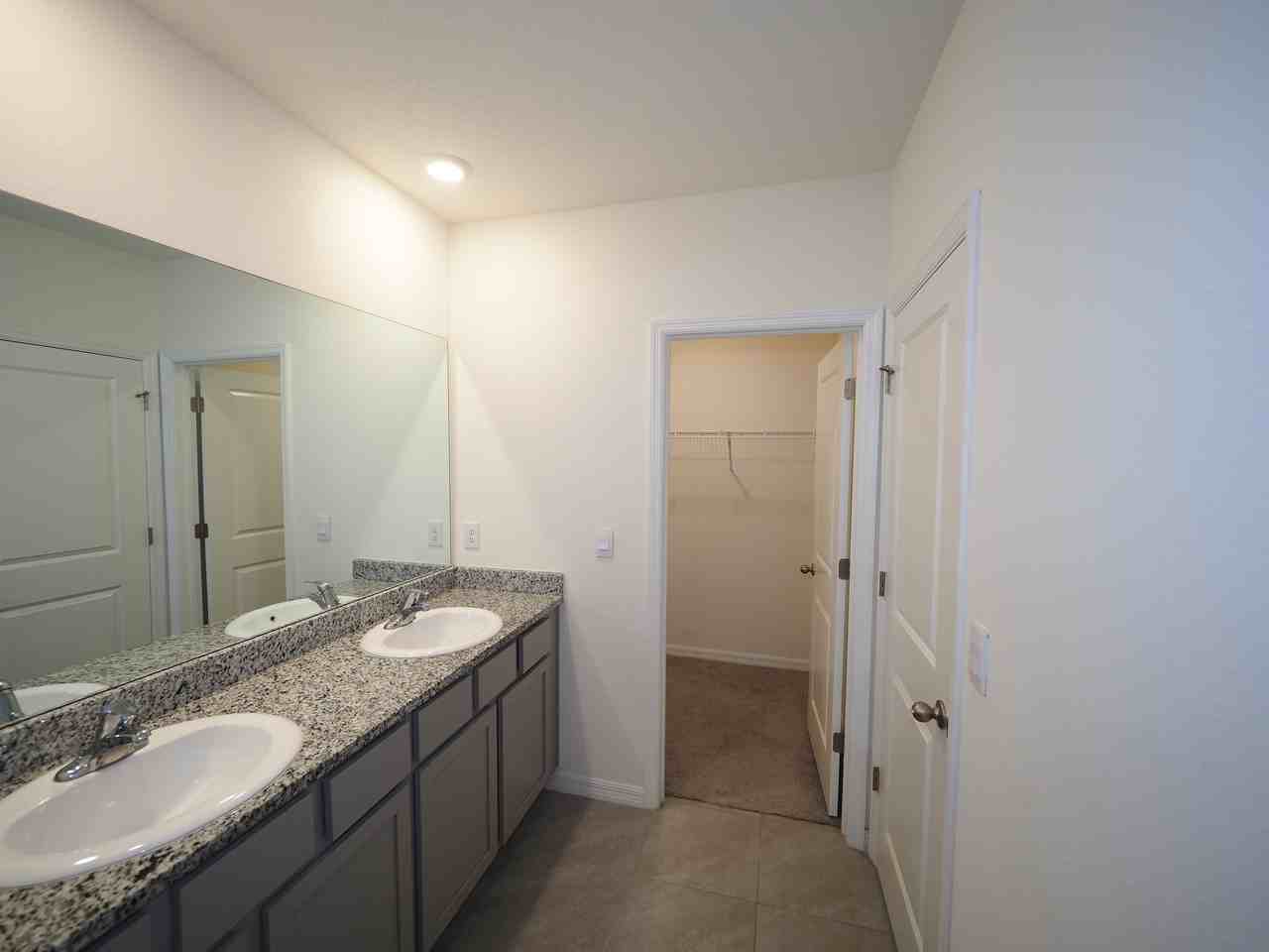 1738 Woodleaf Hammock Court #1 - Photo 5 of 16