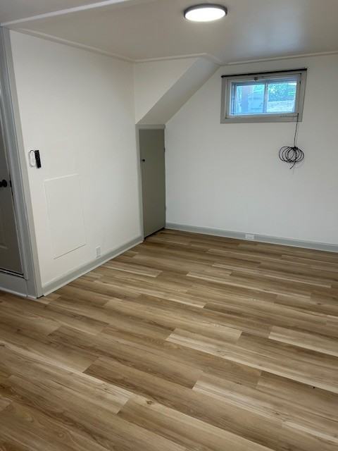 1029 1/2 Yale Ave #1-2 - Photo 4 of 14