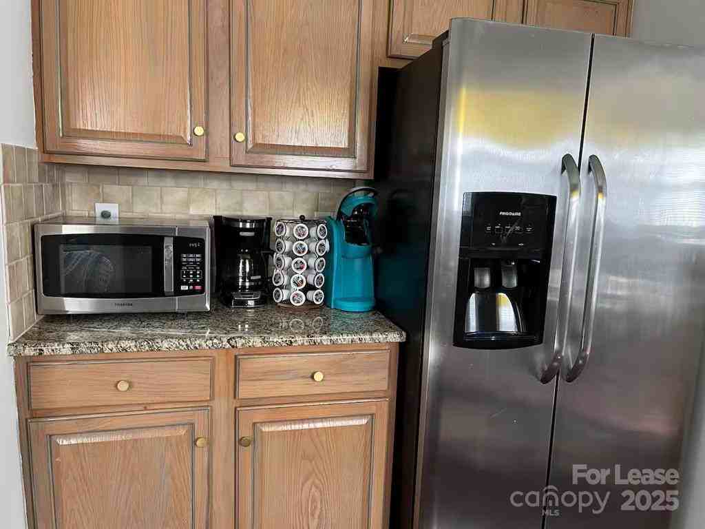 2604 East 5th Street #1 - Photo 5 of 6