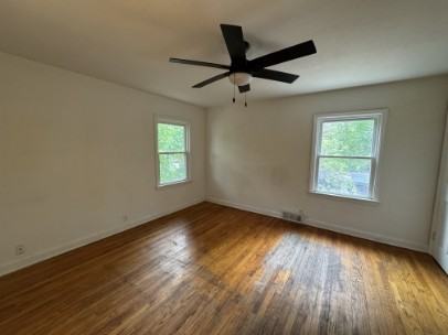 813 3rd Avenue #1F - Photo 3 of 4