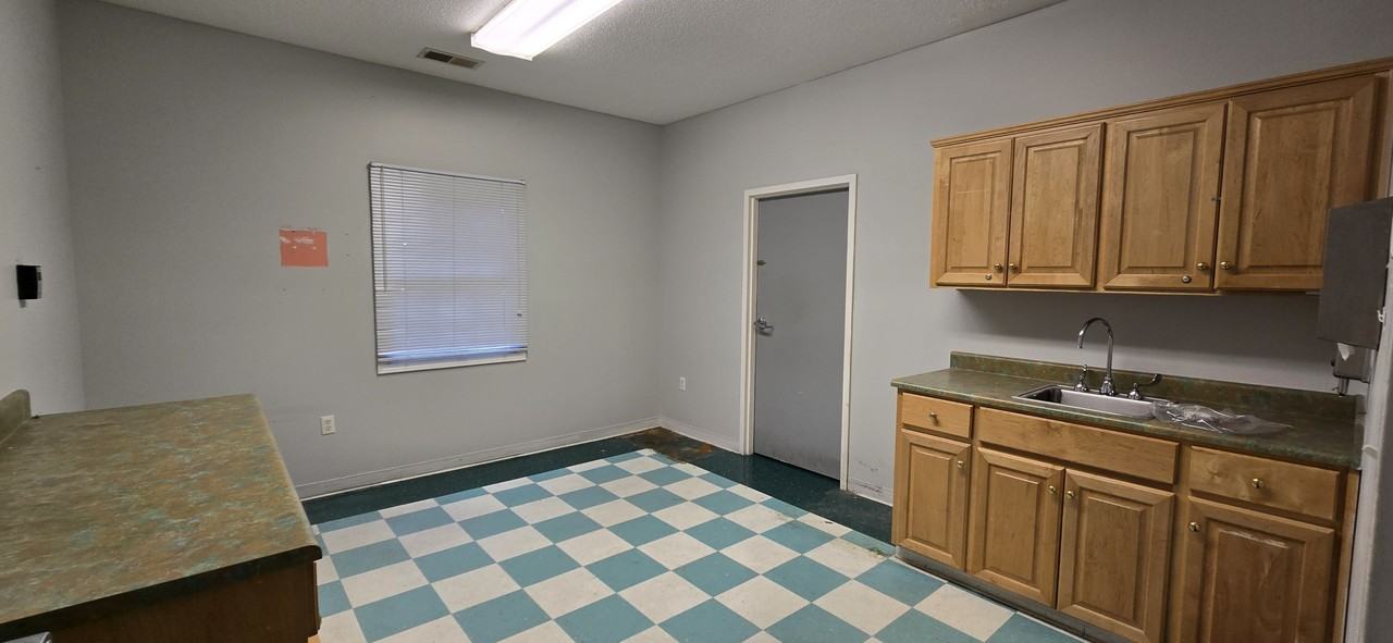 502 General Stewart Way #1 - Photo 3 of 10