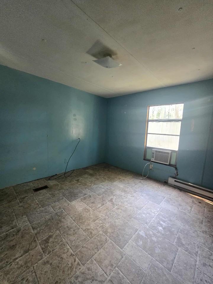 1380 Mapleash Avenue #5 - Photo 5 of 8