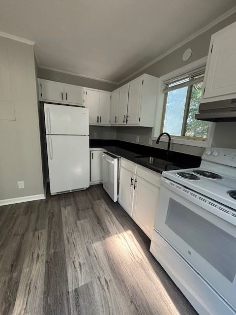 1517 Broadway #1517 - Photo 2 of 12