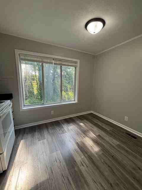 1517 Broadway #1517 - Photo 5 of 12