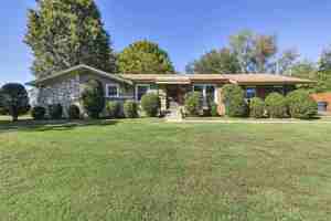 featured image of 410 Cheyenne Trail #1