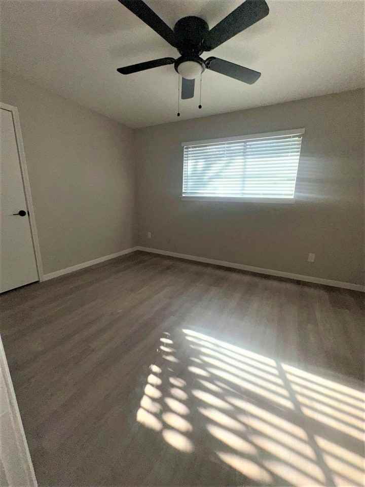 427 Hollyvale Drive #1 - Photo 7 of 8